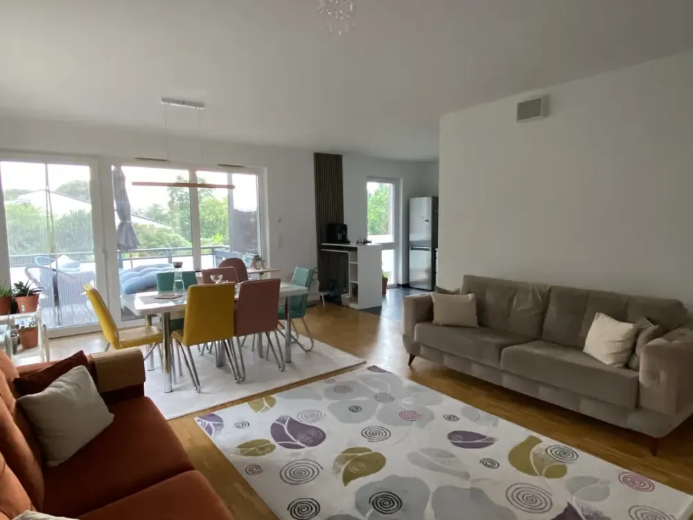 Lichtdurchflutete 3-Zimmer-Wohnung in ruhiger Lage