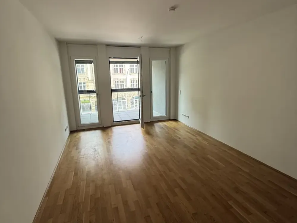 wunderschöne 3 Zimmer Wohnung mit Balkon