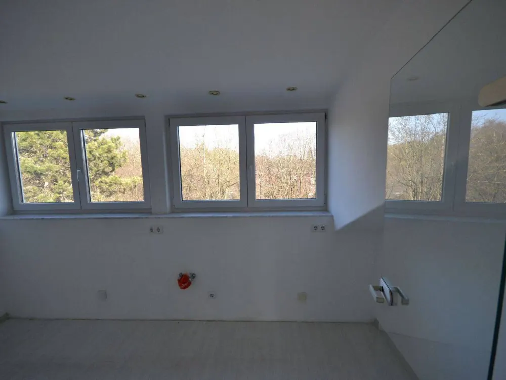 Charmante 2-Zimmer-Wohnung über den Dächern Münchens