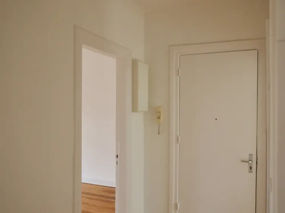 Grundsanierte Etagenwohnung mit urbanem Umfeld....