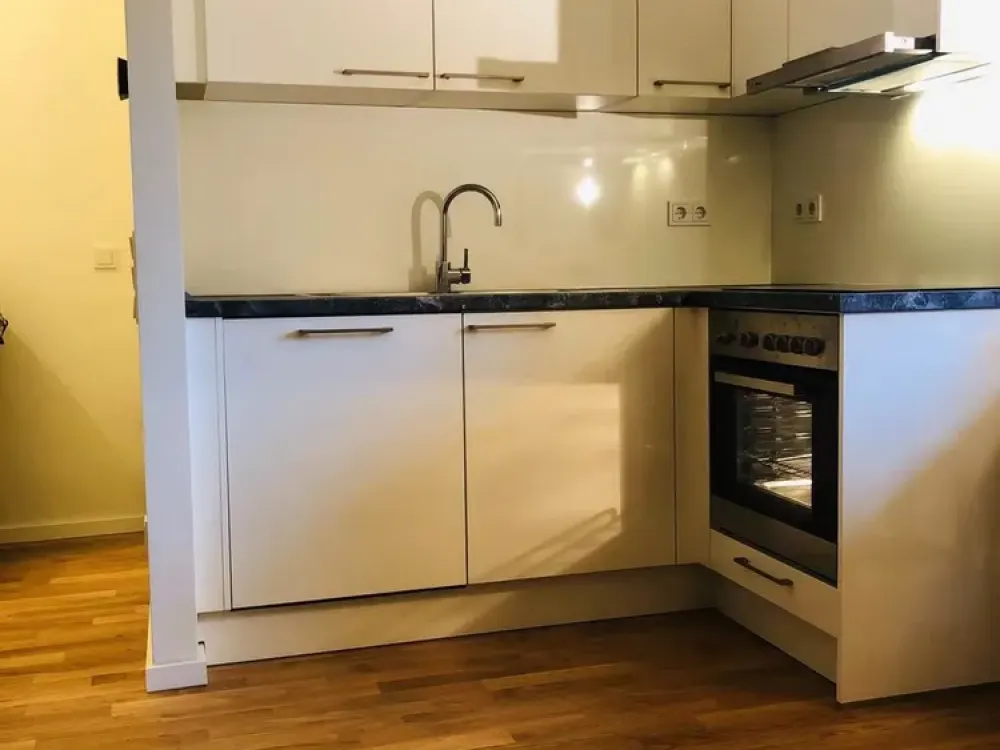 Neu Wohnung mit Einbauküche