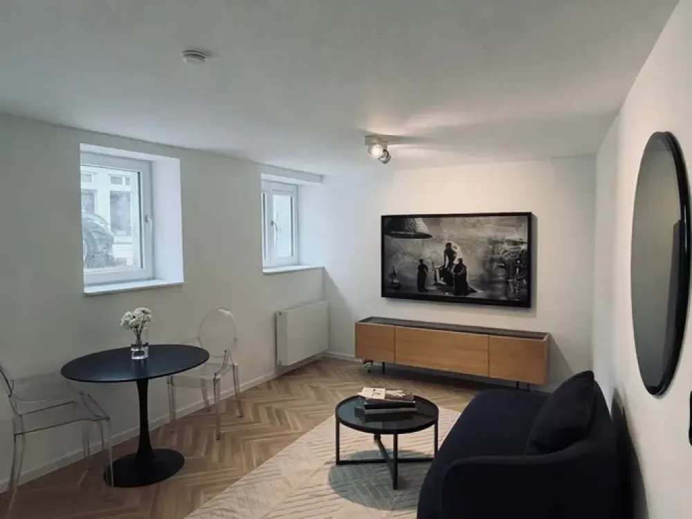 Möblierter Wohnungstraum, inkl. Design-EBK + Internet
