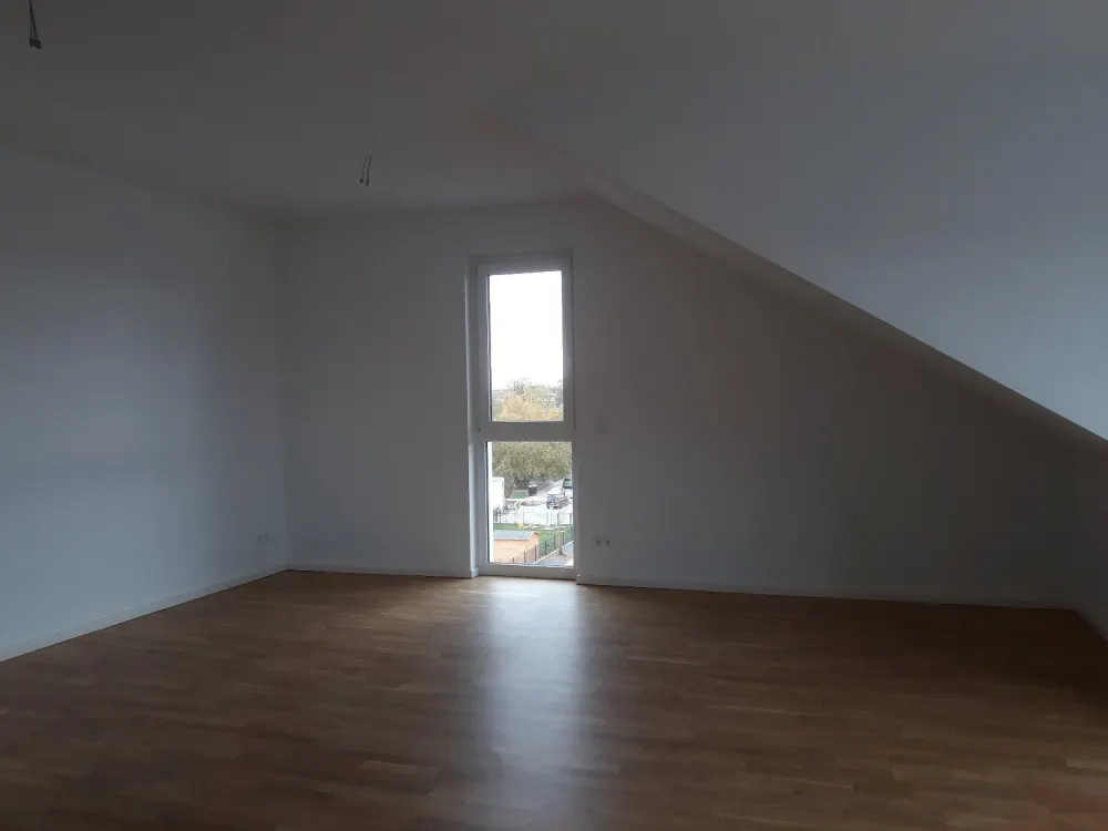 Großzügige Dachgeschoßwohnung