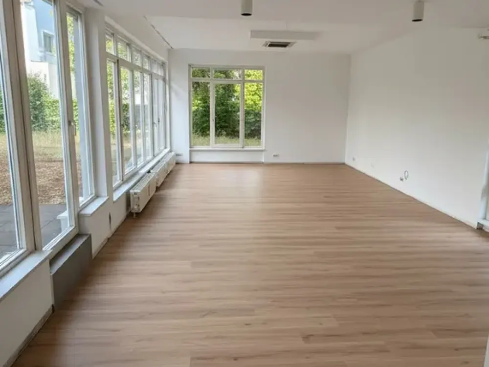 Viel Platz für den Alltag: Großzügige 4,5-Zimmer-Wohnung in Bad Homburg