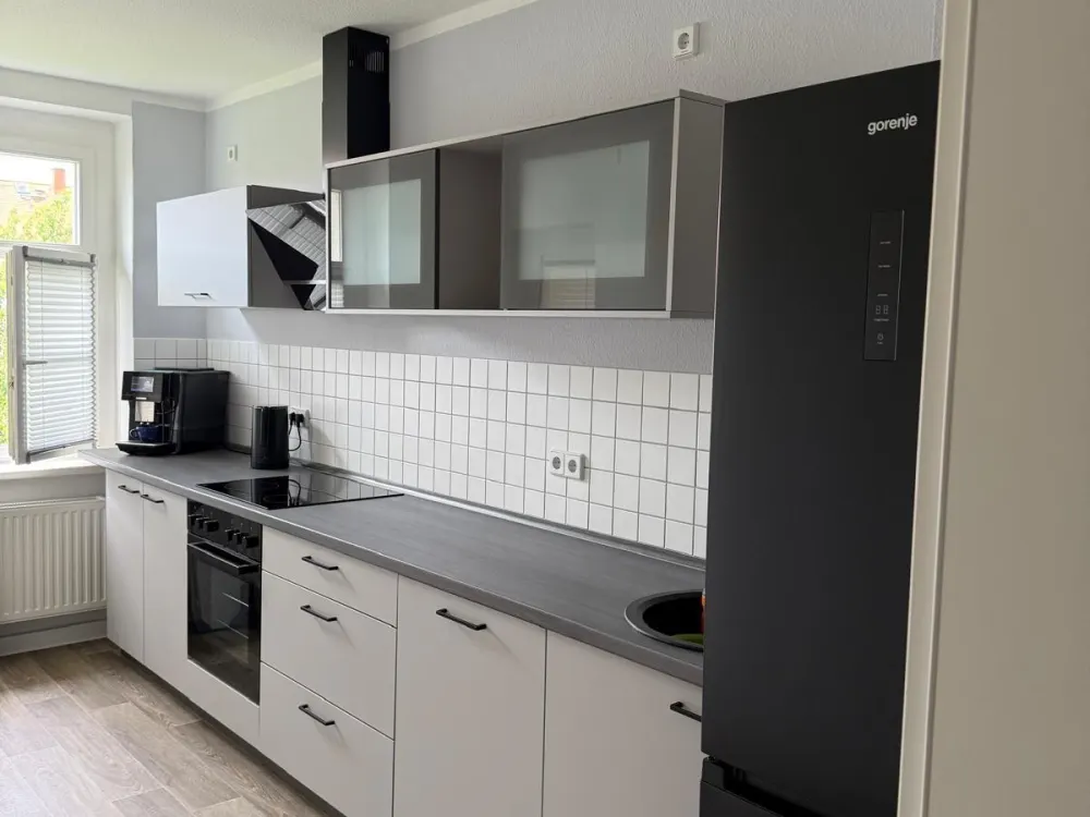 Looking for a new tenant for a beautiful 2-room fully furnished apartment