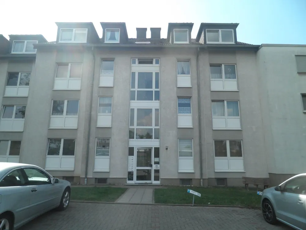 3,5- Zimmer- Wohnung mit großem Süd-West-Balkon