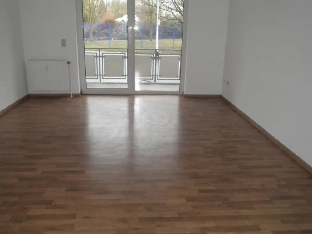 3,5- Zimmer- Wohnung mit großem Süd-West-Balkon