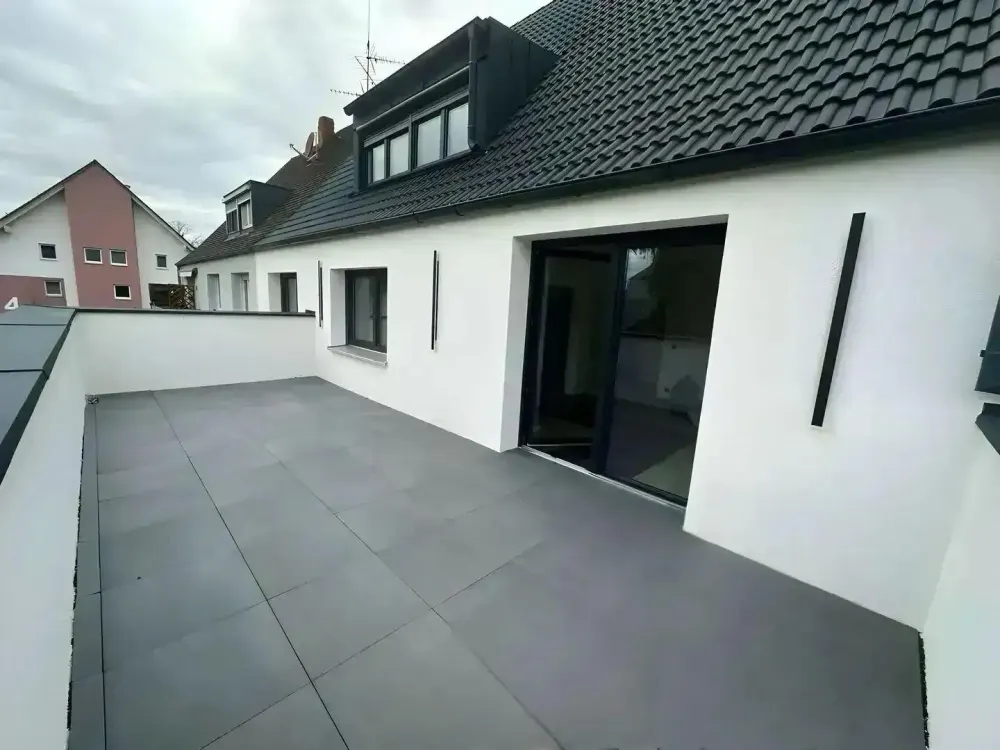 Traumhafte 3-4-Zimmer-Wohnung mit großer Terrasse in Nürnberg-Reichelsdorf