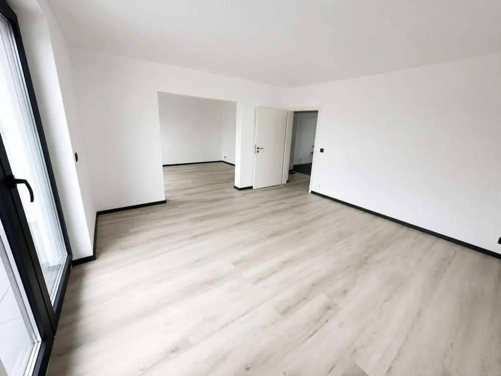 Traumhafte 3-4-Zimmer-Wohnung mit großer Terrasse in Nürnberg-Reichelsdorf