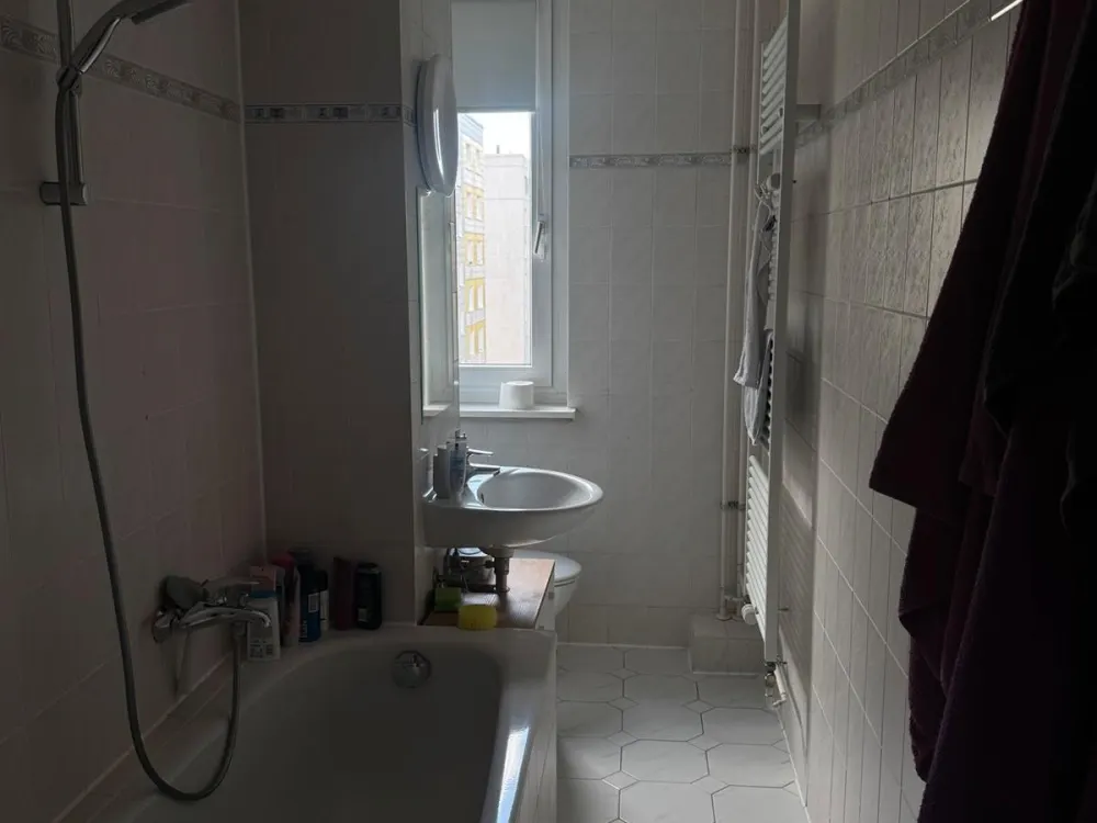 Möbelierte 2-Zimmer Wohnung in Berlin-Mitte (befristet)