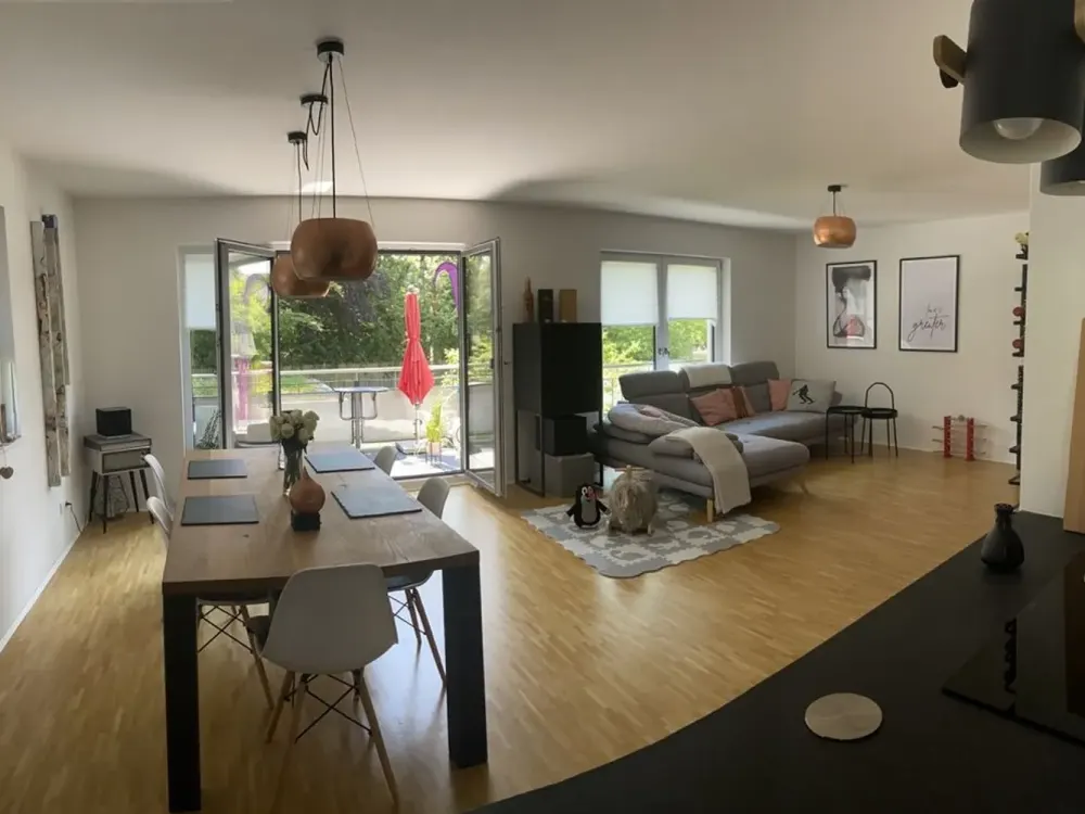 Luxuriöse 4 - 5 Zi Maisonettewohnung in parkähnlicher Umgebung Neubau