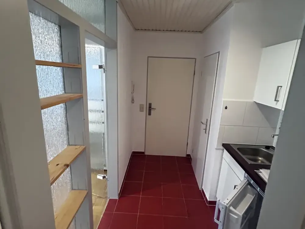 Compact 1-Room Apartment in Köln-Weiden