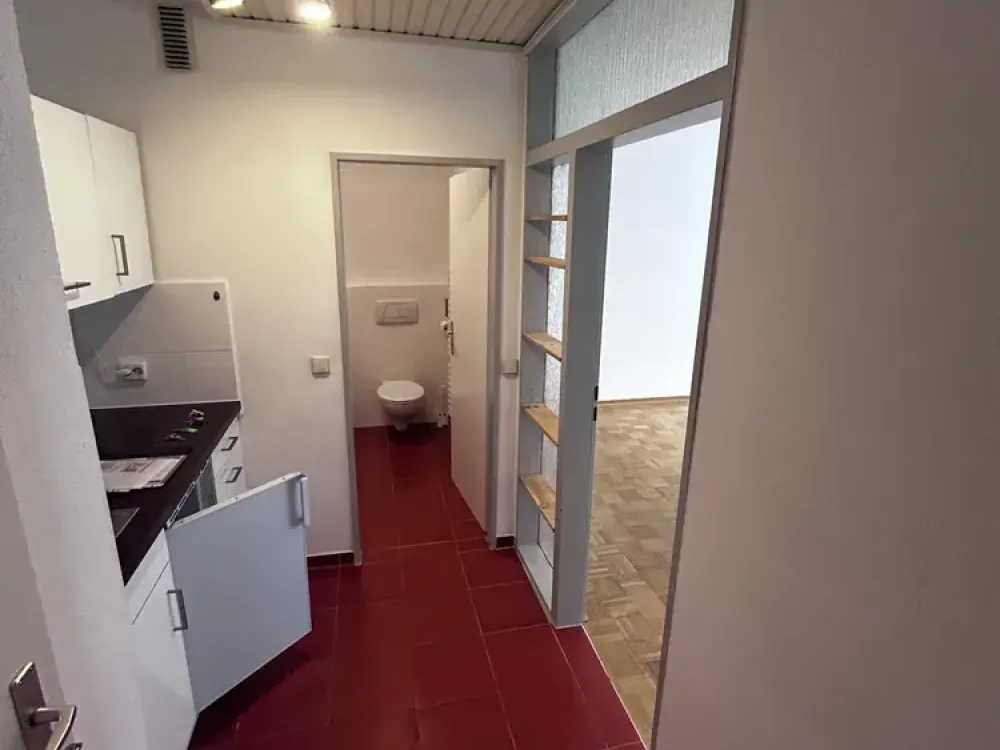 Compact 1-Room Apartment in Köln-Weiden