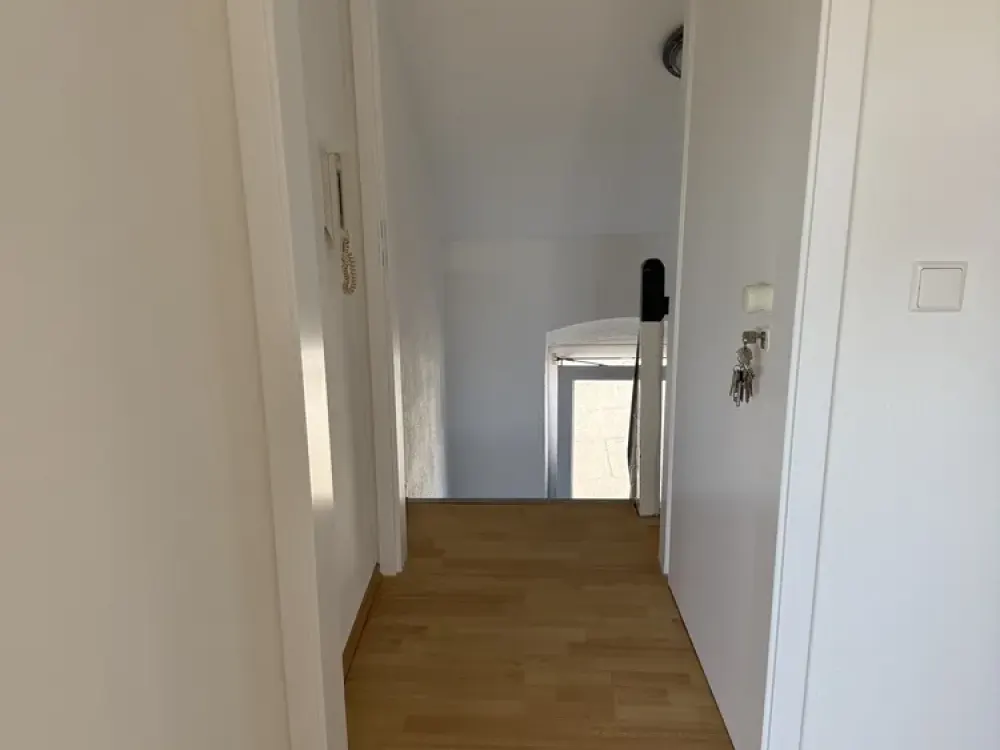 Schöne Dachgeschoss Wohnung