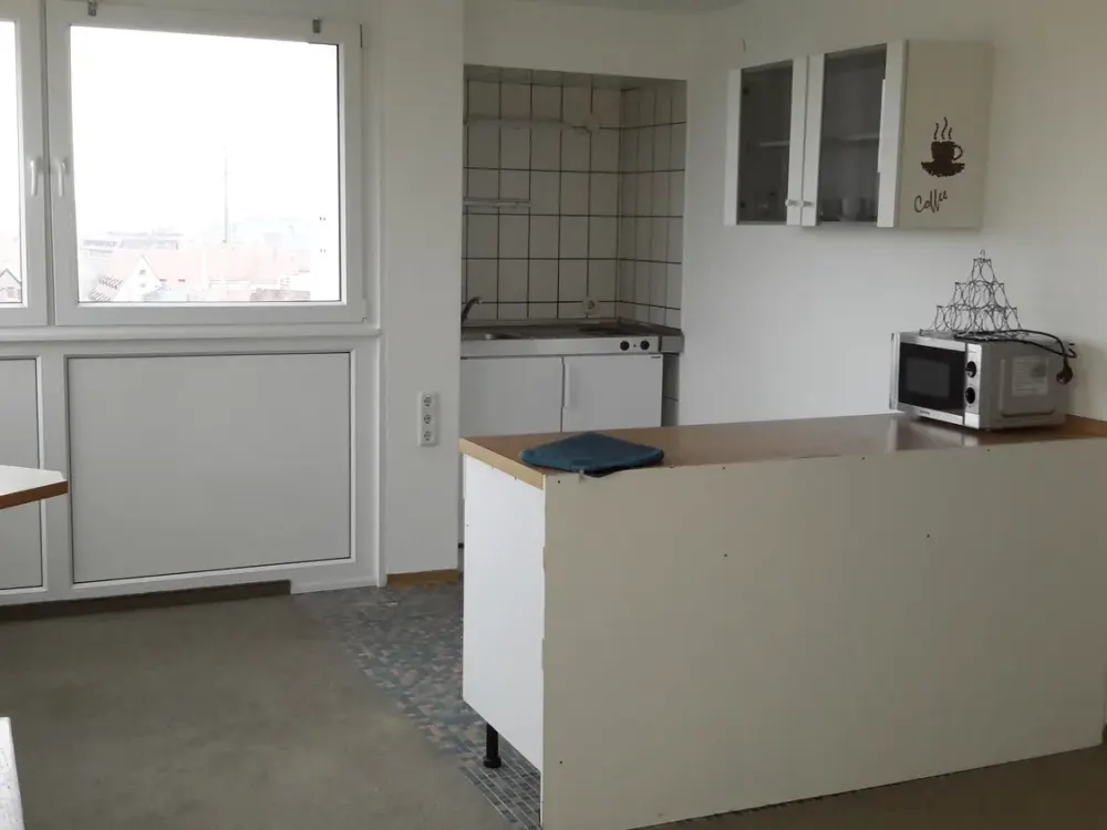 1 1/2 Zimmer möbliert mit Burgblick