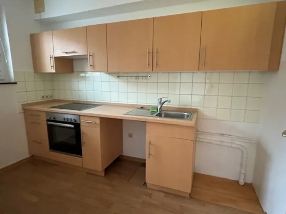 Seniorenwohnhaus Walter Adolph - Caritas Service Wohnen. 1 Zimmer-Wohnung mit Balkon.