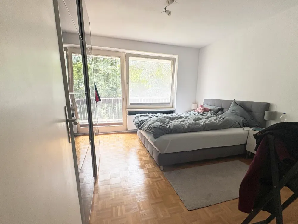 Direkt einziehen! 3 Zimmer mit Einbauküche, 2 Balkone & Blick ins Grüne, Duschbad, Gäste-WC, Aufzug