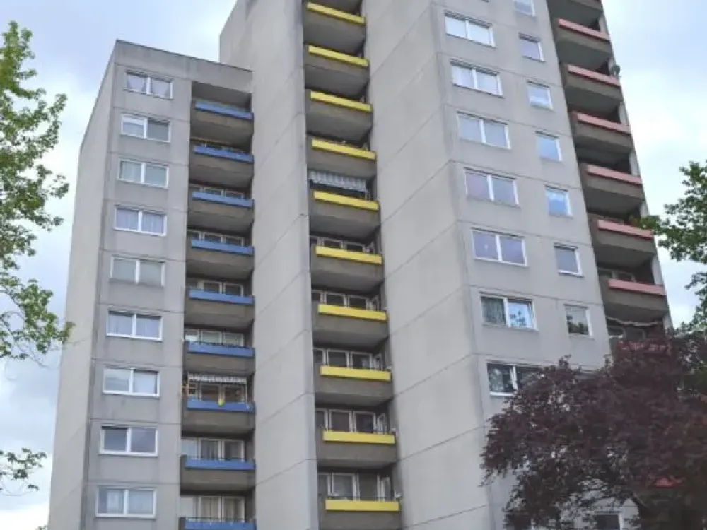 Fernblick inklusive: Großzügige 3-Zimmerwohnung im 7. Obergeschoss