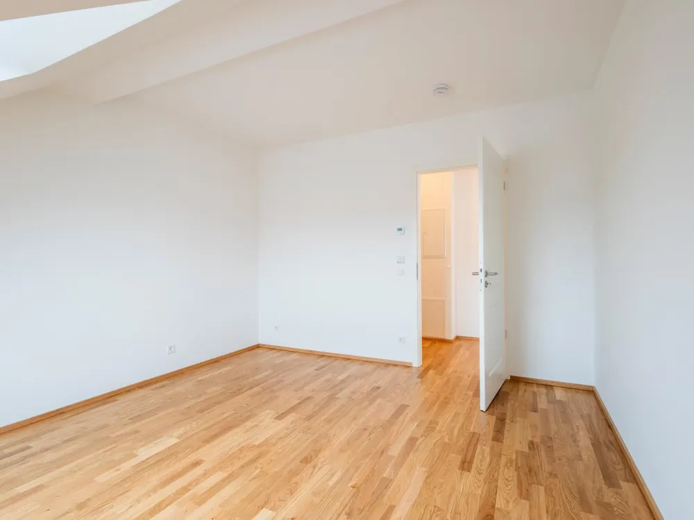 Traumhafte Dachterrassenwohnung mit moderner Wohnküche-Erstbezug nach Sanierung, WE12