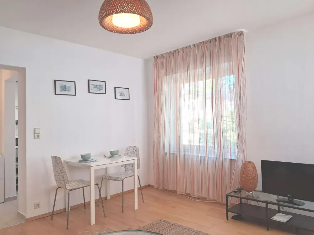Bright Furnished 2-Room Apartment in Stuttgart Weilimdorf, at Löwenmarkt!