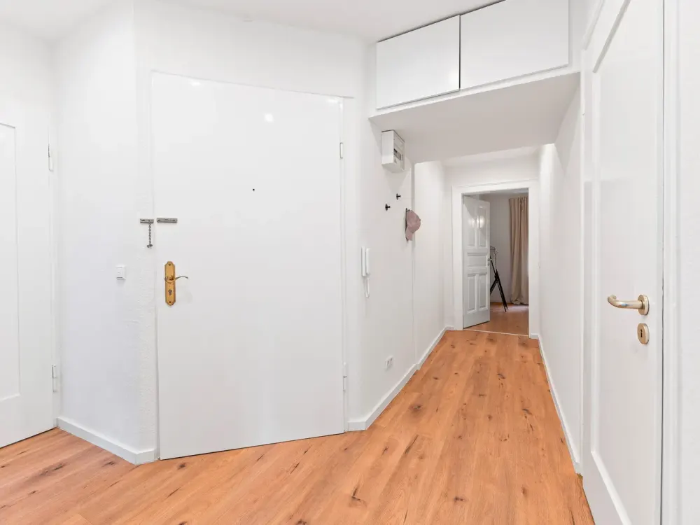 Neue Küche inkl. - Renovierte 3,5-Zimmerwohnung nahe Villa Berg