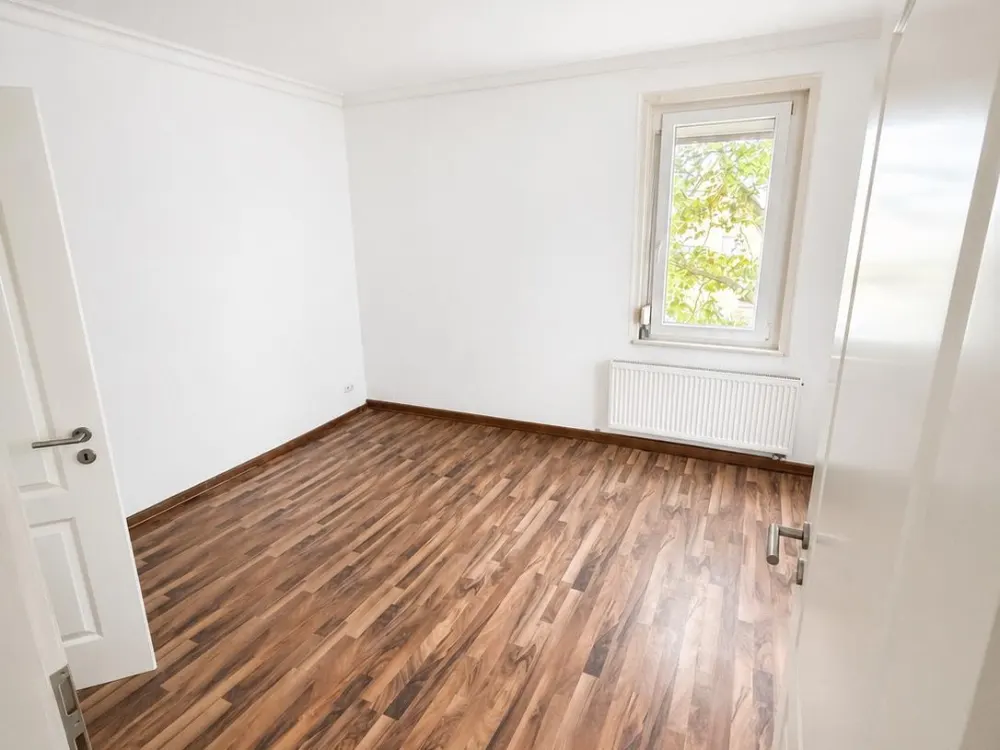 Ab sofort! Helle 3 Zimmer Wohnung in Zuffenhausen zu vermieten