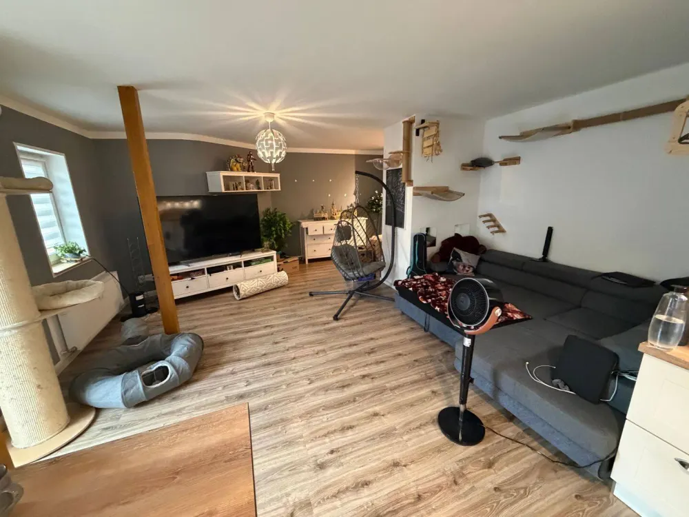 3 Raum Wohnung mit 2x Balkon, Bad mit Wanne und Dusche in der Clara-Zetkin-Straße / Ecke Klausenerstraße / Erfurt-Daberstedt
