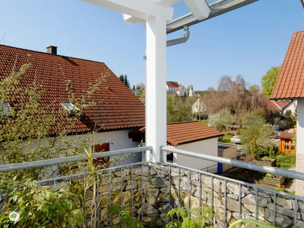 Tolle Raumgestaltung - sonniger Südbalkon - separater Eingang - TOP Lage in Bad Grönenbach!