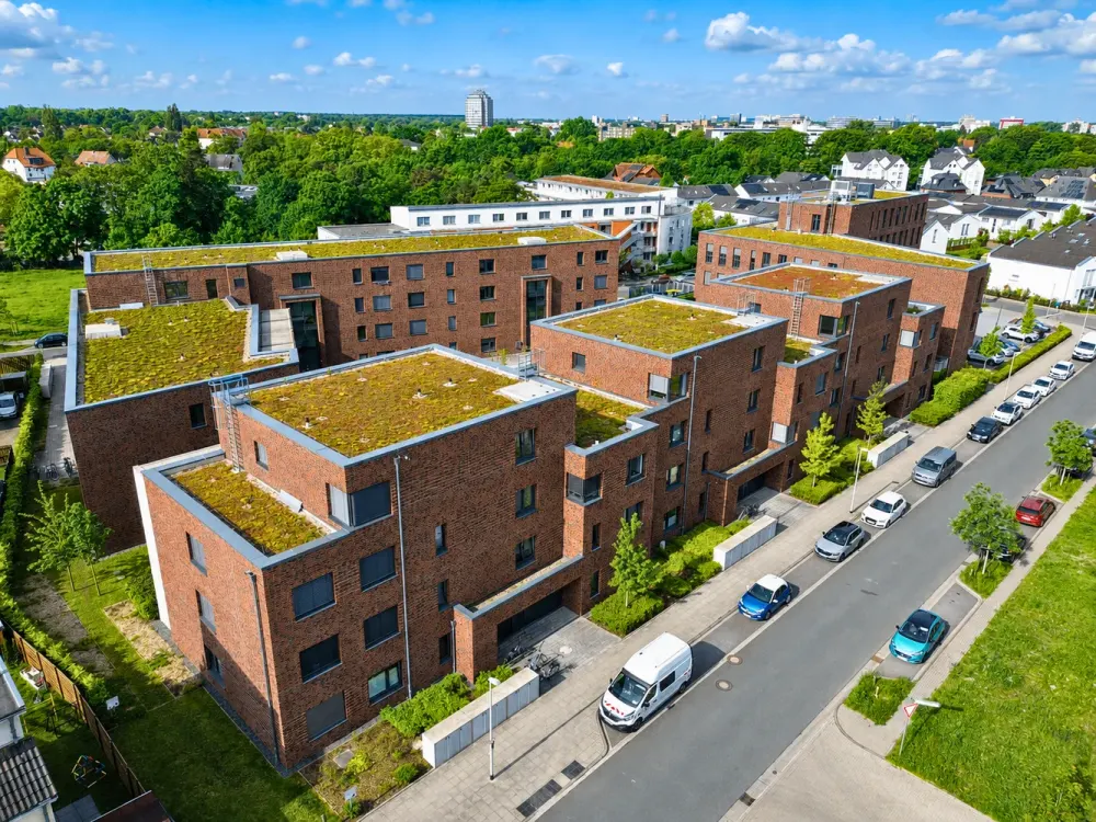 Schöne 4-Zimmer Wohnung in Hannover-Misburg, direkter Kontakt: 0511-2800618