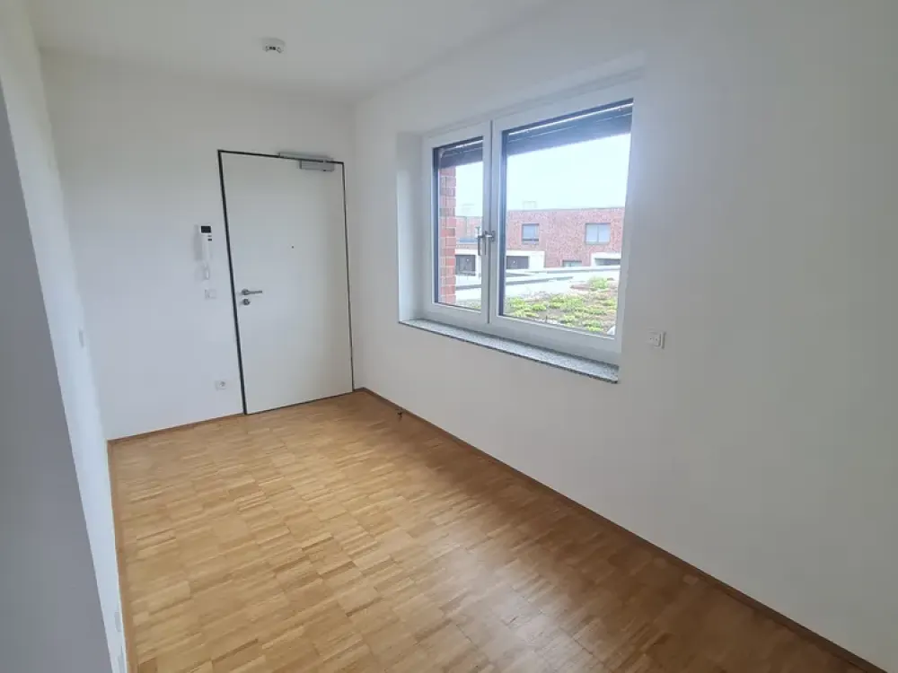 Schöne 4-Zimmer Wohnung in Hannover-Misburg, direkter Kontakt: 0511-2800618