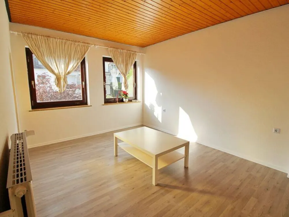 Neustadt - Nä. Flufhafen - gepflegte 3 Zimmer - ideal 1-2 Personen