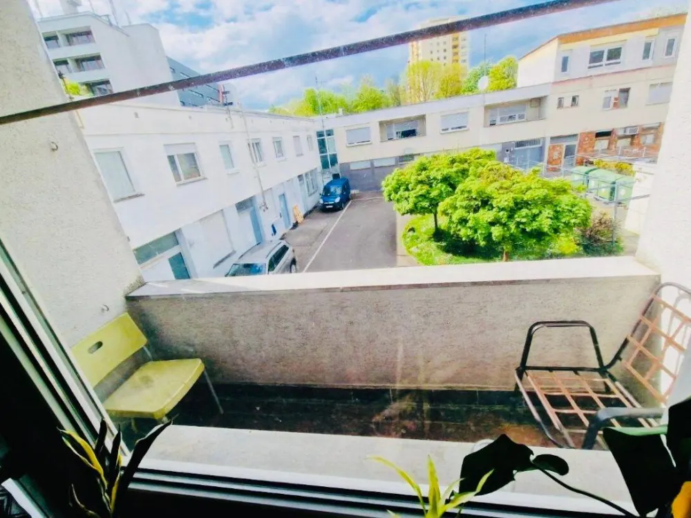 Stilvoll möblierte 3-Zimmer-Wohnung in ruhiger Lage von Mönchfeld