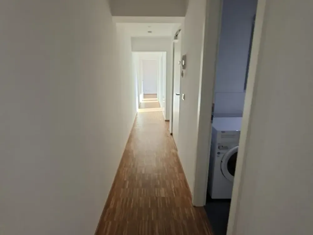 Neubau im herzen P`Bergs! Traumhafte 2-Zi.,DG-W! mit großzügiger Terrasse !!!ENG scroll down!