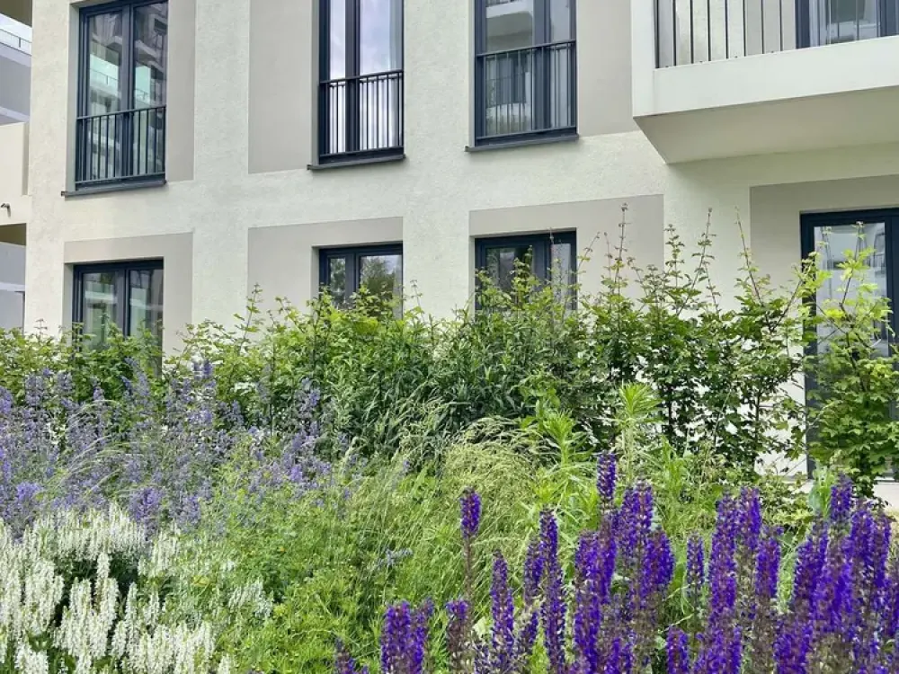 2 Zimmer mit Balkon und Badewanne- HAVELUFER Quartier