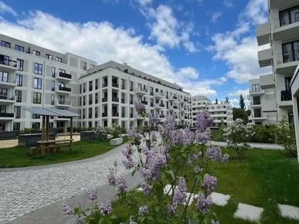 2 Zimmer mit Balkon und Badewanne- HAVELUFER Quartier