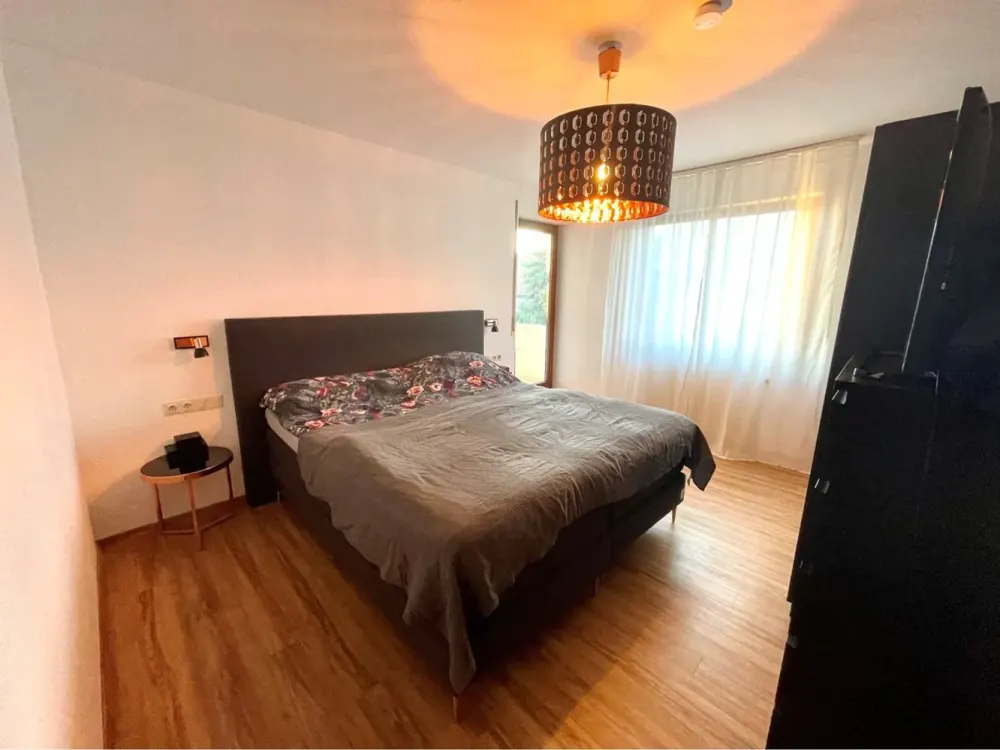 Gepflegte 3,5-Zimmer-Wohnung mit Balkon und EBK in Freiberg am Neckar