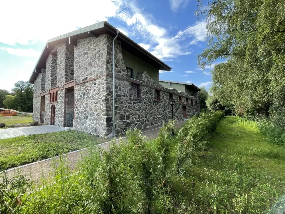 Beautiful 4-Room Maisonette Apartment Available to Friendly New Tenants! NEW