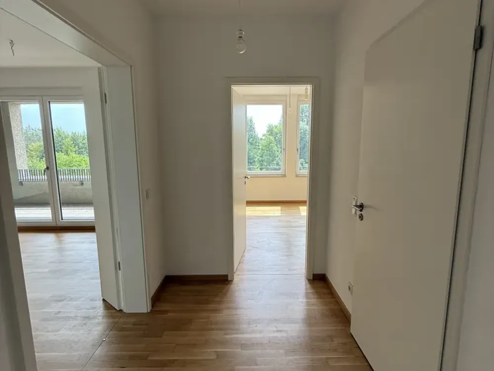 Moderne 2-Zimmer Wohnung mit Einbauküche und Balkon am Mauerpark