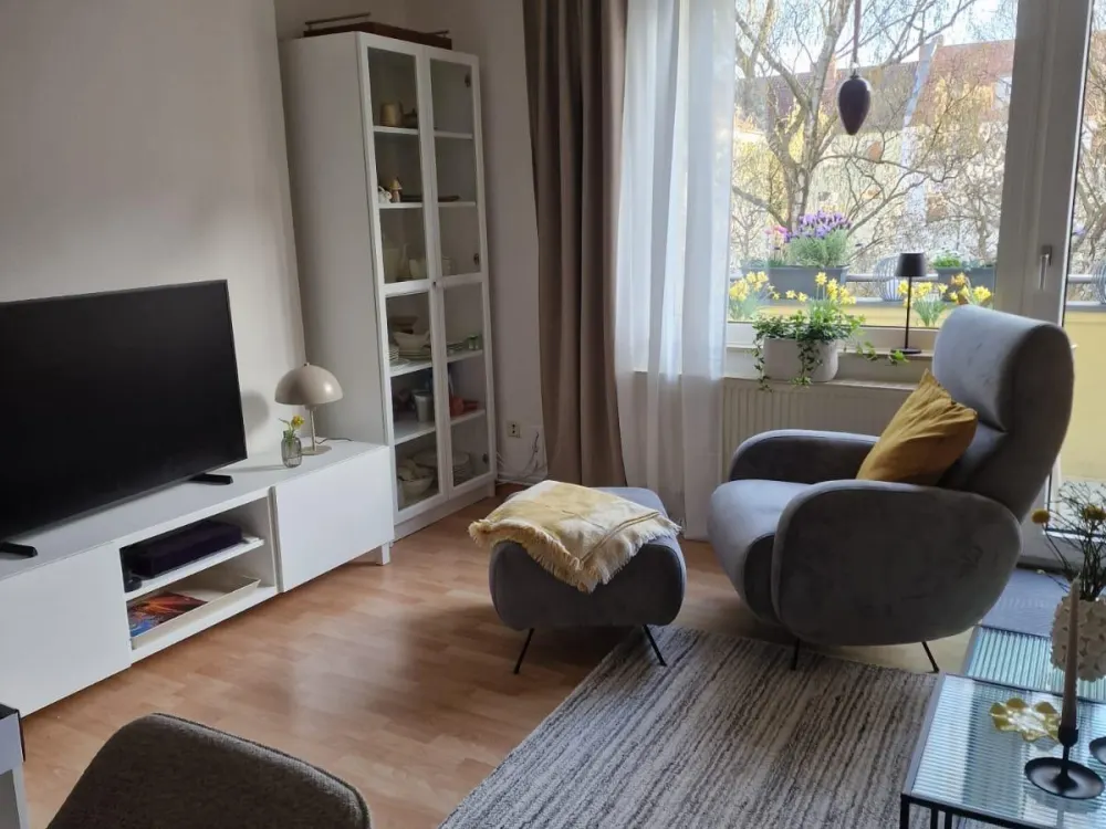 Schöne 2 ZKB Wohnung mit Einbauküche und Balkon in der List.