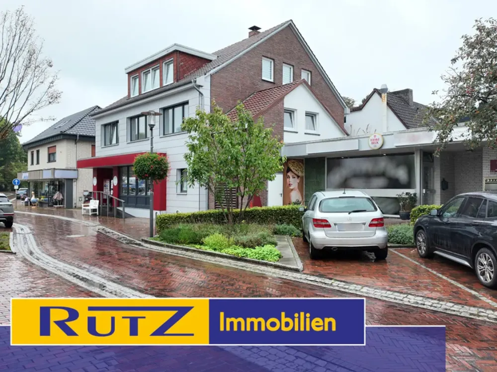 Ganderkesee Ort | Helle Drei-Zimmer Dachgeschosswohnung mit Dachterrasse mitten im Ortskern