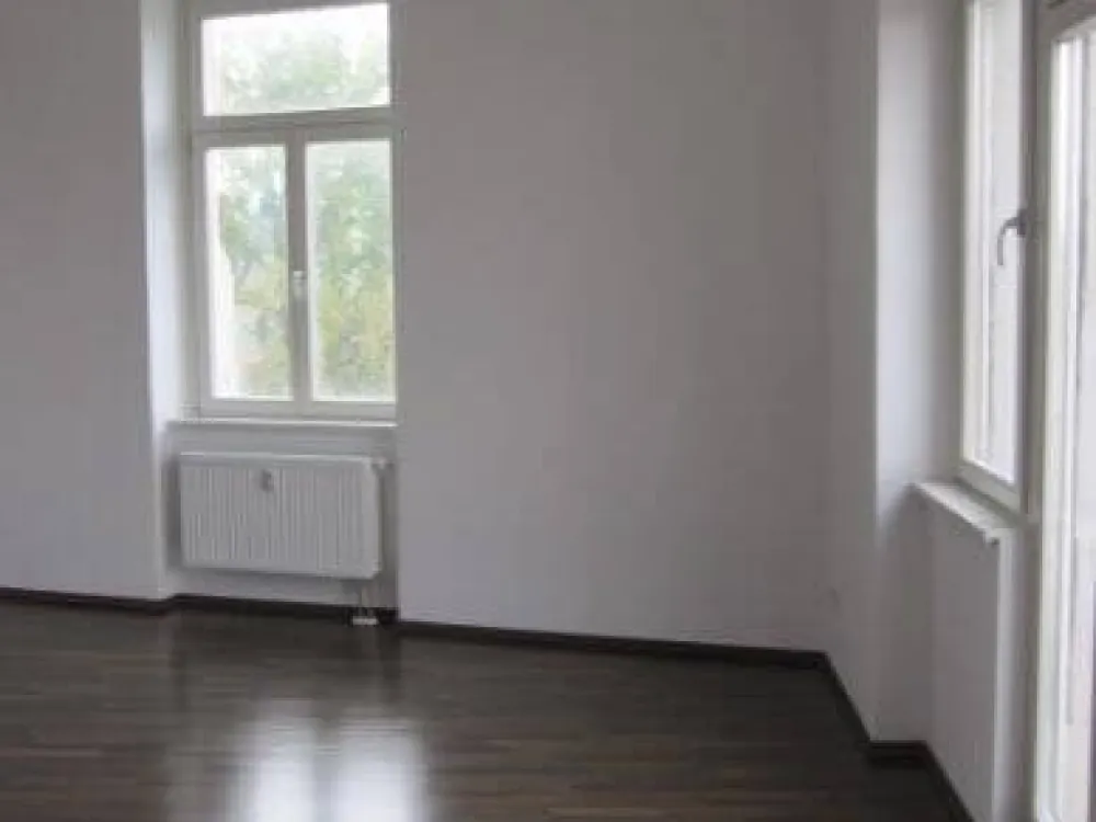 Willkommen im neuen Zuhause - helle 2 Raumwohnung mit EBK und Balkon