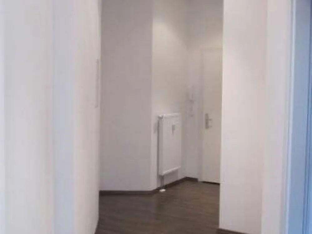 Willkommen im neuen Zuhause - helle 2 Raumwohnung mit EBK und Balkon