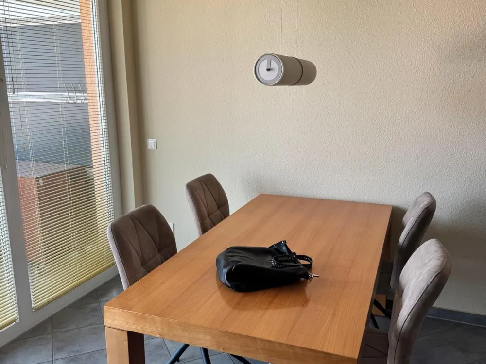 2 Zimmerwohnung möbliert mit Balkon