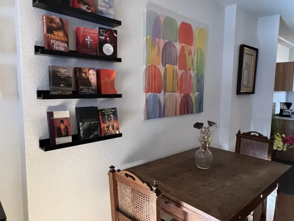 Schicke, modern möblierte Wohnung in Stuttgart West
