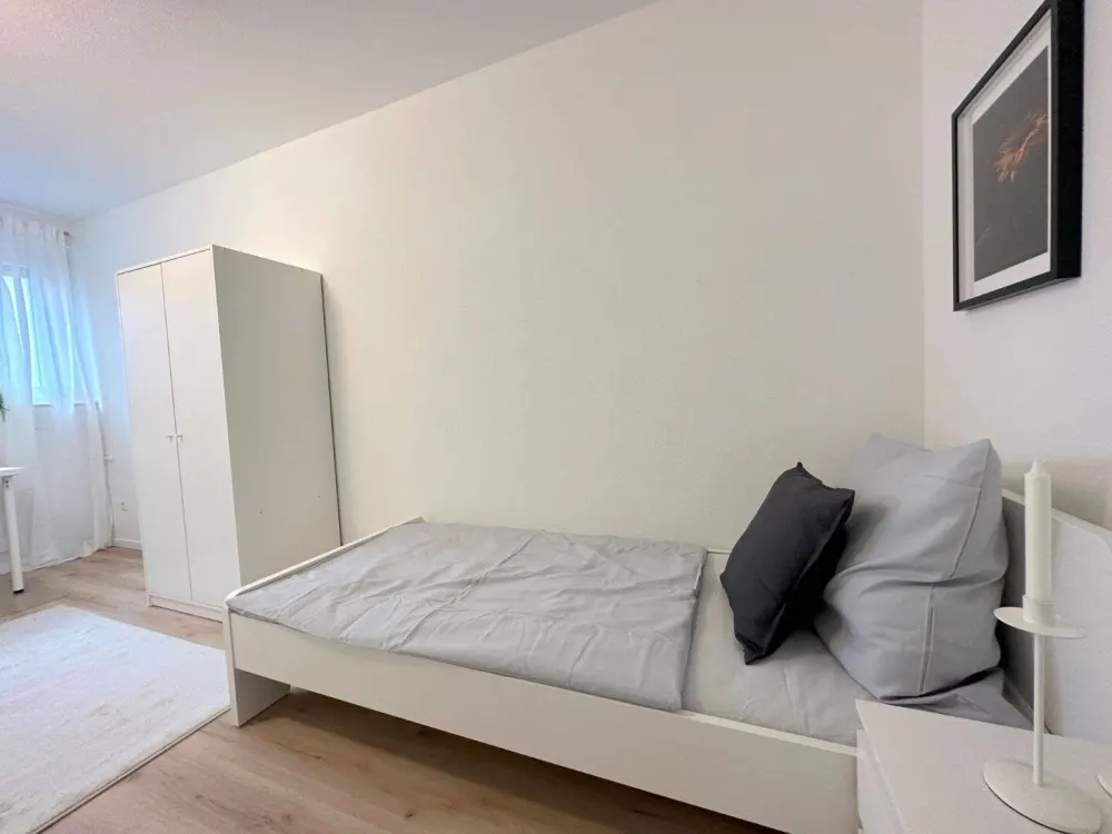 ?? Ein Zimmer frei in unserer 3er-WG - Zehnmorgenstraße 48, Frankfurt am Main - ab dem 01.10