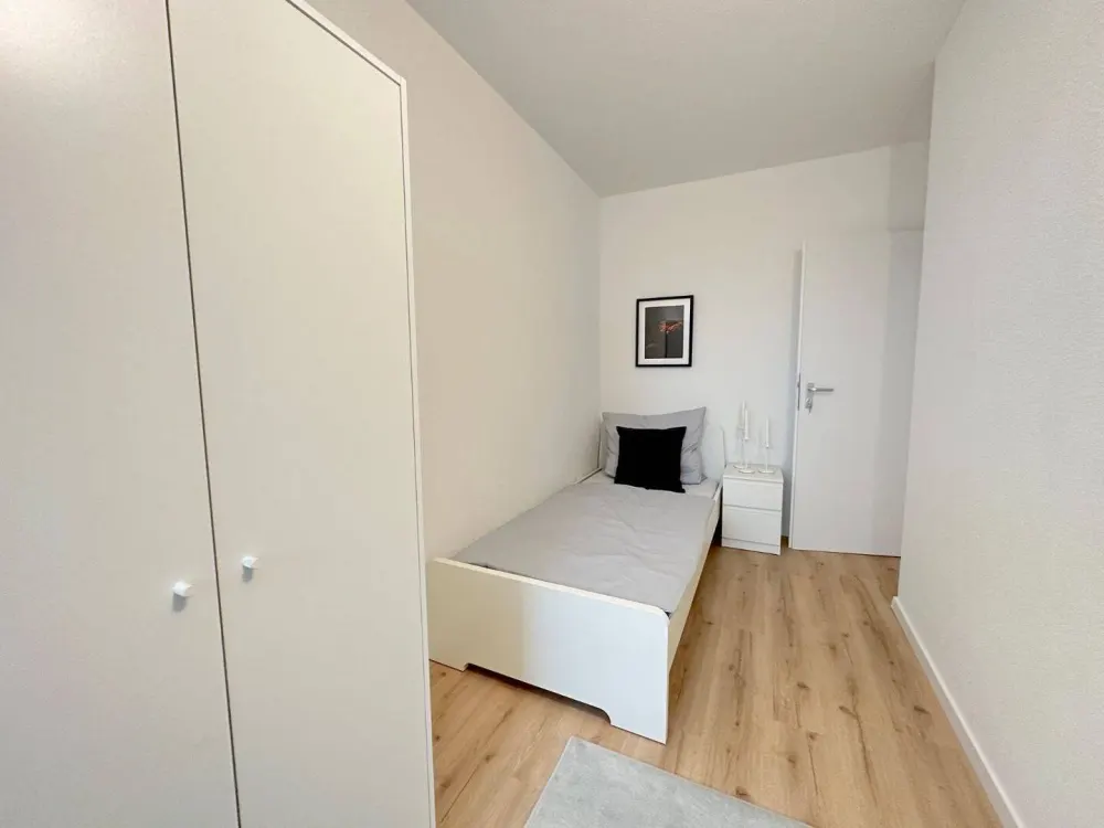 ?? Ein Zimmer frei in unserer 3er-WG - Zehnmorgenstraße 48, Frankfurt am Main - ab dem 01.10