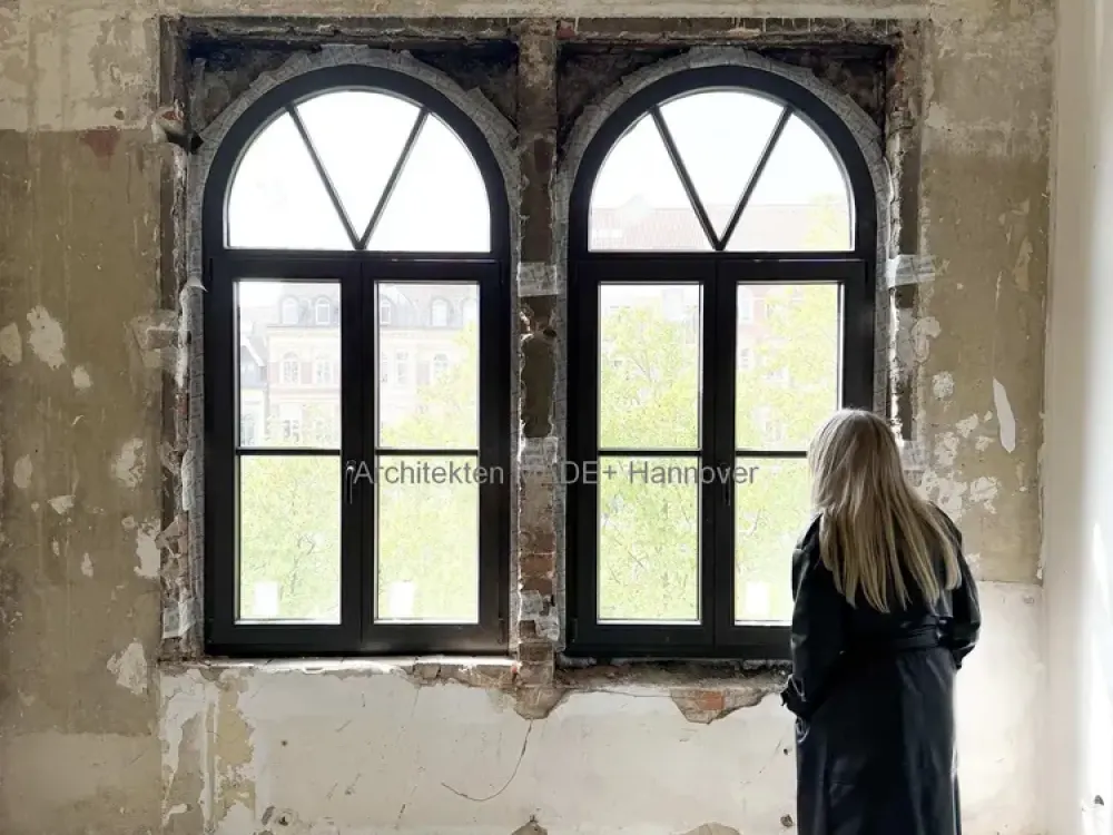 Living a Legacy: Listed Building in Oststadt from 1885, Completely Renovated for the New Era