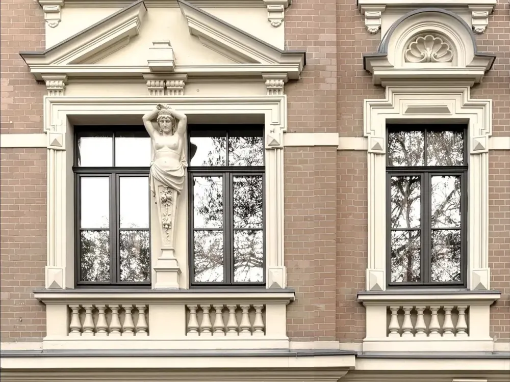 Living a Legacy: Listed Building in Oststadt from 1885, Completely Renovated for the New Era