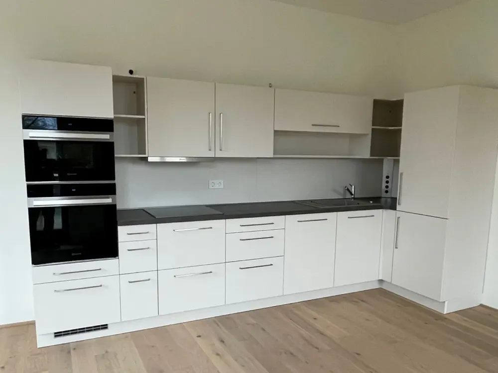 * EXKLUSIVE PENTHOUSE-WOHNUNG MIT GROßER TERRASSE * WOHNANLAGE MIOS