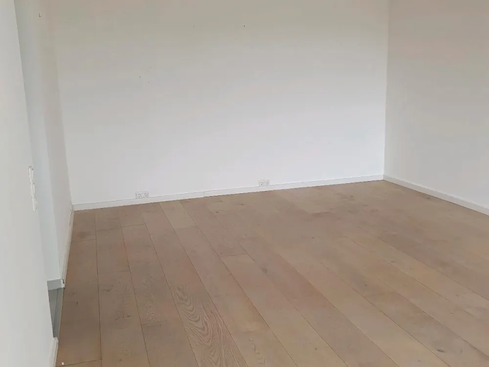 Wunderschöne 3-Zimmer Wohnung (4. OG) im Herzen von Porz-Eil